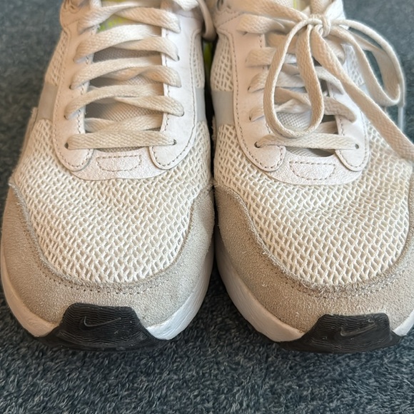 Nike AIRMAX Women’s size 9 - Picture 2 of 5